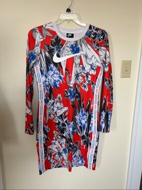 SOLD Nike Women's Hyper Femme AOP Long-Sleeve Dress Orange Blue Floral